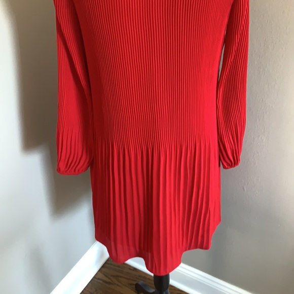 Chelsea 28 red dress pleated - Picture 6 of 8